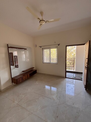 Room in 1 BHK Apartment at Whitefield – for Rent
