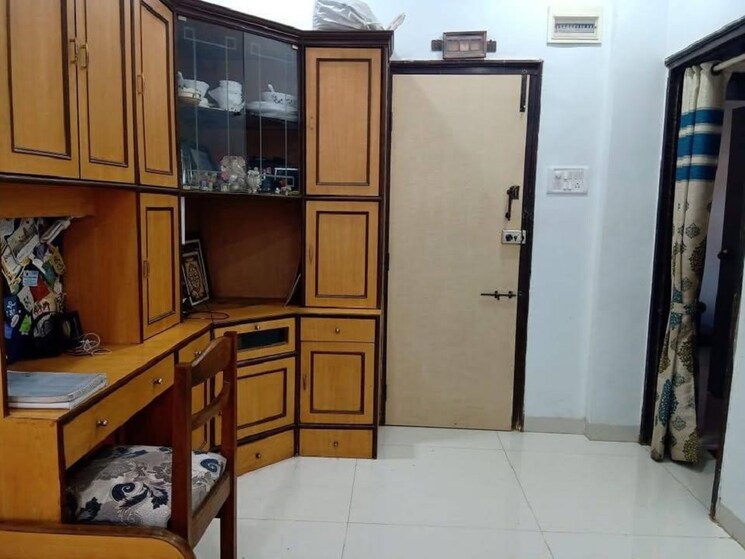 Room, bandra west 1 Bedroom 550 Sq.Ft. Apartment In Bandra West Mumbai 8220499
