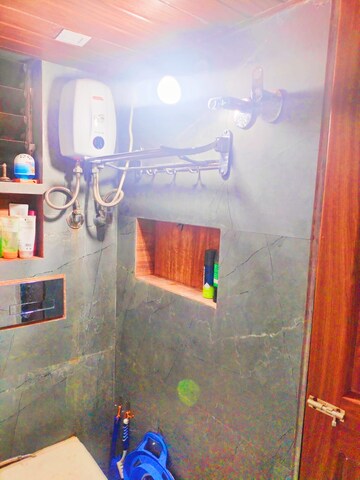 Bathroom in 1.5 BHK Apartment at Eden Rose Apartment, Mira Road – for Rent