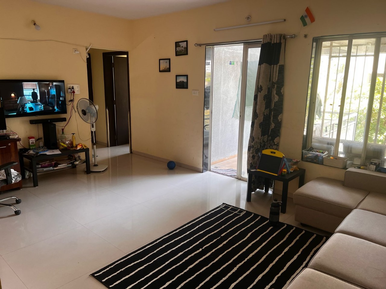 2 BHK + Servant Room Apartment For Sale in Mulik Luxuria