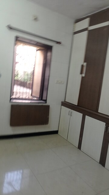 Room in 2 BHK Apartment at Dombivli West – for Rent