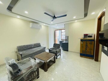 Living Room in 2 BHK Builder Floor at Ansal Sushant Lok I, Sector 43 – for Rent