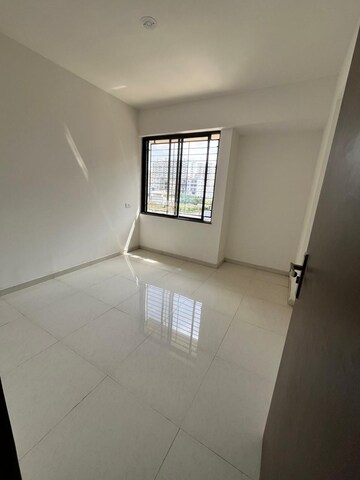 Room in 2 BHK Apartment at Dreams Lynnea, Wagholi – for Sale