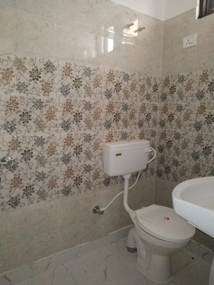 Bathroom, dheroti khurd 2 Bedroom 360 Sq.Ft. Independent House In Dheroti Khurd Ghaziabad 8220664