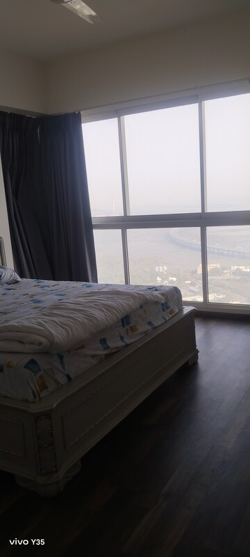 3 BHK Apartment For Rent in LnT Crescent Bay T3, Parel