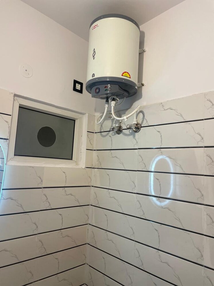 Bathroom, kirsali gaon 2 Bedroom 950 Sq.Ft. Builder Floor In Kirsali Gaon Dehradun 8220723