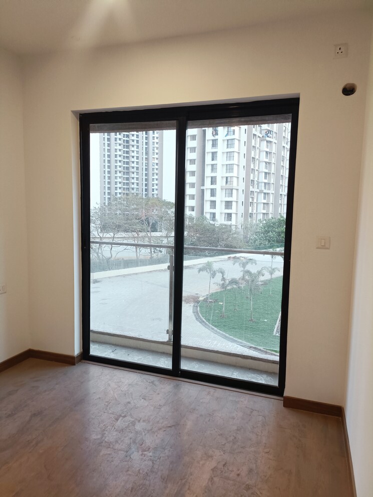 Room, risland-the-icon 2 Bedroom 775 Sq.Ft. Apartment In Dhokali Thane 8220735