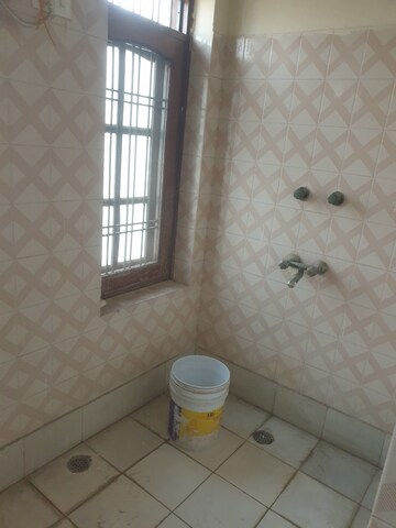 Bathroom in 3 BHK Independent House at Sector 16 – for Rent