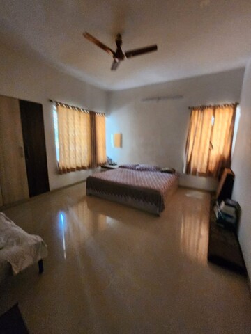 Living Room in 4 BHK Villa at Rajiv Nagar – for Rent
