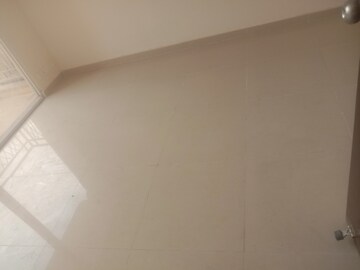 Room in 3 BHK Apartment at Mahagun Mywoods, Sector 16c Greater Noida – for Rent