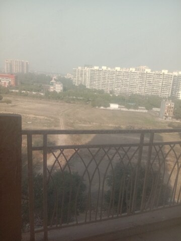 Swimming Pool in 2 BHK Apartment at Mahagun Mywoods, Sector 16c Greater Noida – for Rent