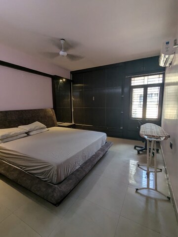 Bedroom in 3 BHK Apartment at Kodihalli – for Rent