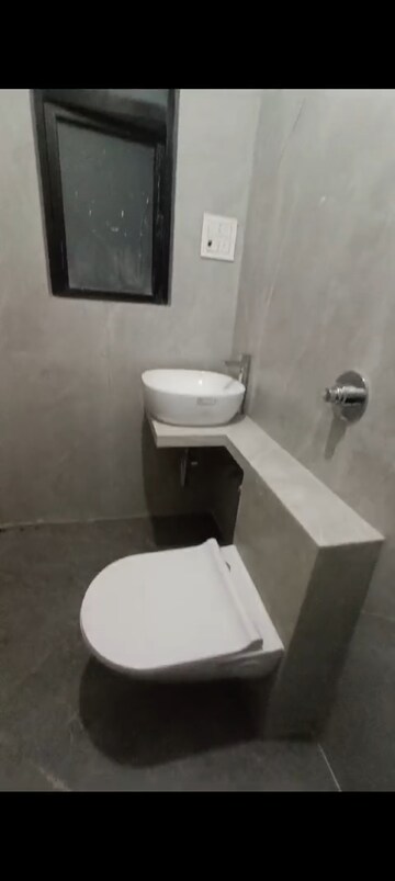  2 BHK Apartment at Pradnya Apartment Vakola, Vakola – for Rent