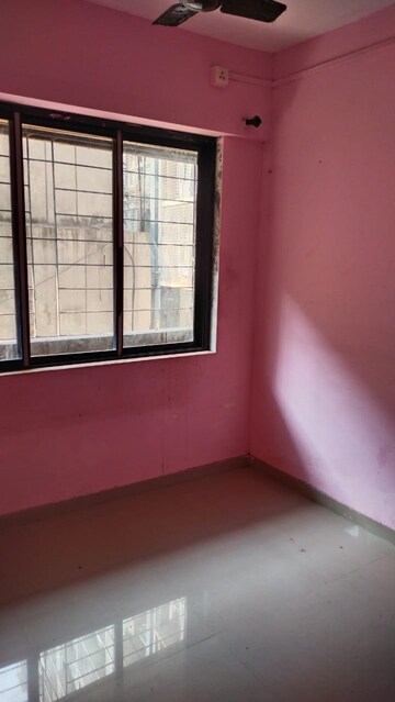 Room in 1 BHK Apartment at Siraj Residency Kurla, Kurla West – for Rent