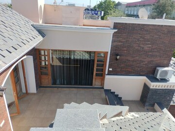 6+ BHK Independent House – Exterior View View at Sector 69 - for Rent