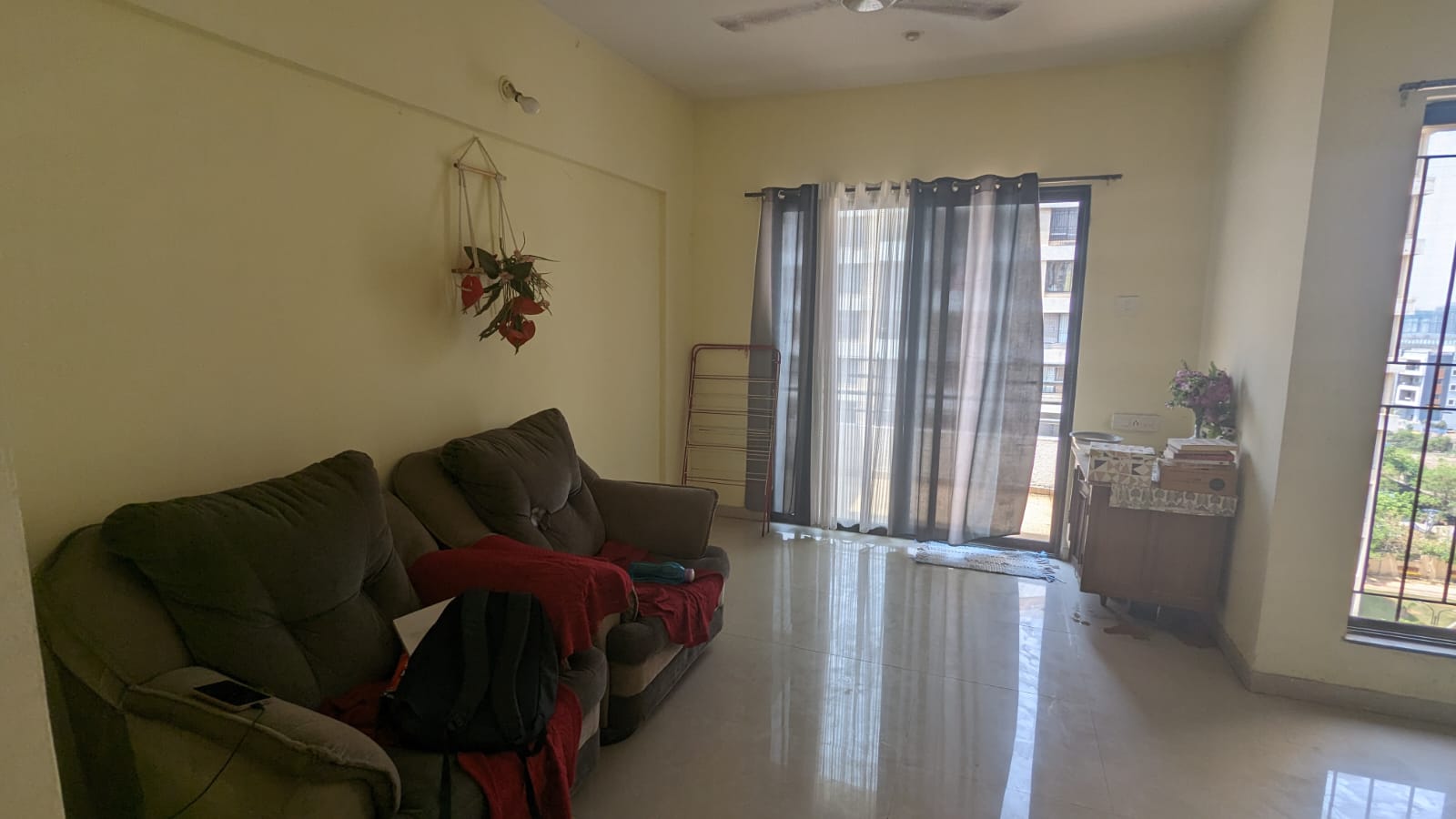 2 BHK + Servant Room Apartment For Sale in Solicia Apartment