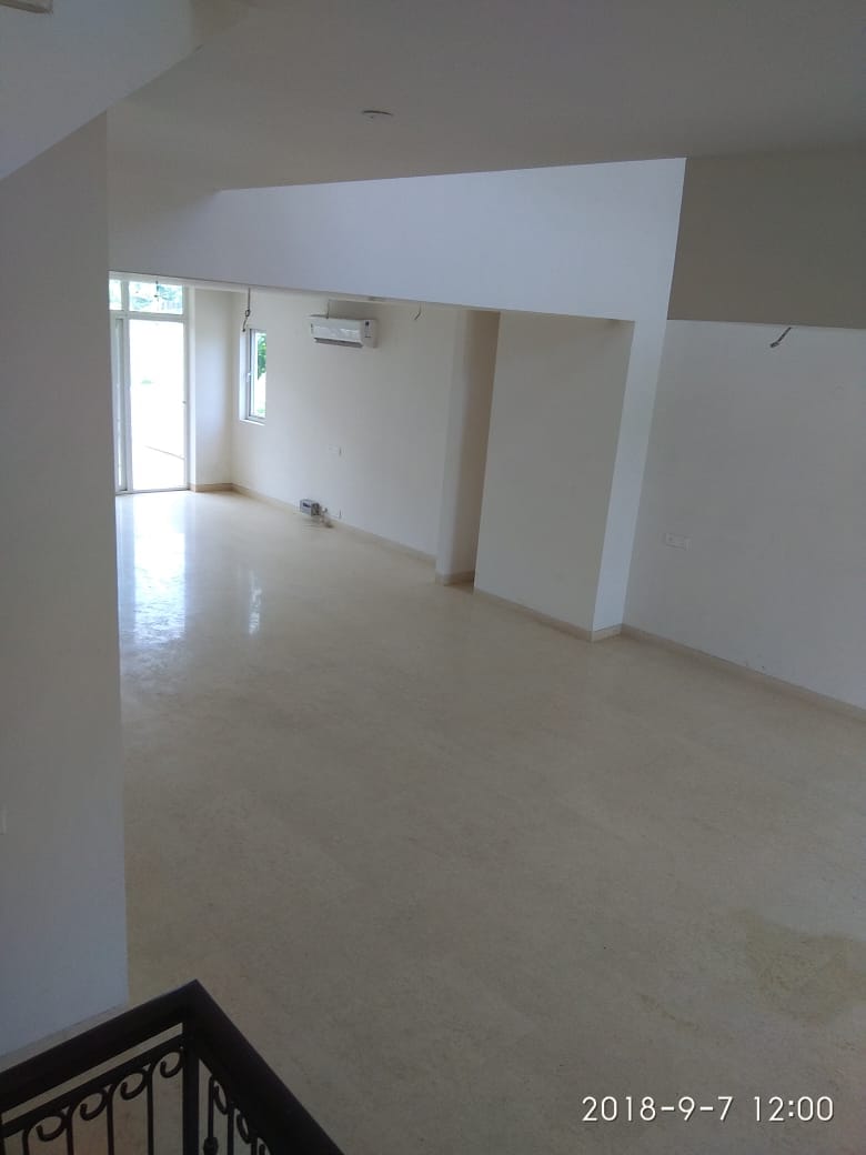 4 BHK + Pooja Room,Servant Room Villa For Sale in Tata Primanti Villas