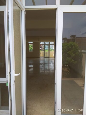 Building Lobby in 4 BHK Villa at Tata Primanti Villas, Sector 72 – for Sale