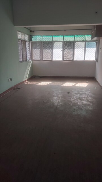 Building Lobby in 3.5 BHK Apartment at Mayur Vihar 1 – for Rent