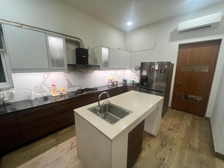 Kitchen, tata-primanti-villas 4 Bedroom 8500 Sq.Ft. Villa In Sector 72 Gurgaon 8220997