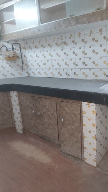 Bathroom in 3.5 BHK Apartment at Mayur Vihar 1 – for Rent