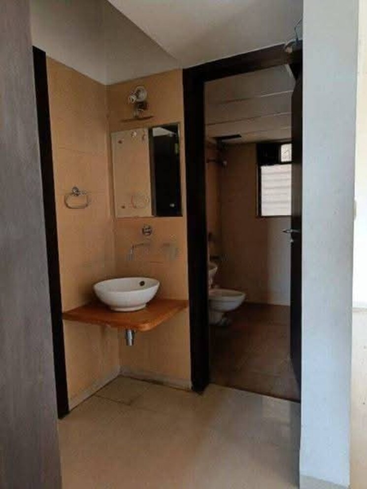 Bathroom, pride-platinum 2 Bedroom 930 Sq.Ft. Apartment In Baner Pune 8221023