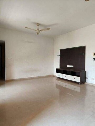 Room in 2 BHK Apartment at Pride Platinum, Baner – for Sale