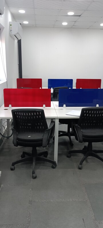 Team Area in  Office Space in IT/SEZ at Sector 3 – for Rent