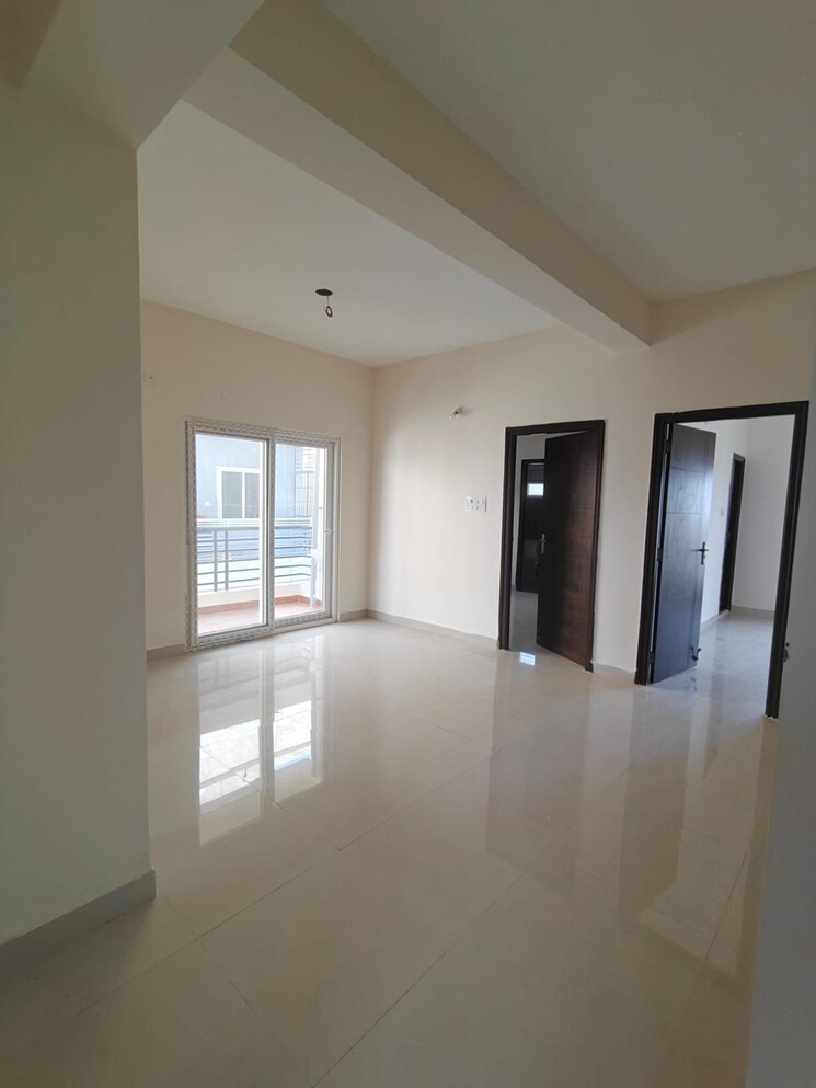 Room, kukatpally 3 Bedroom 1500 Sq.Ft. Apartment In Kukatpally Hyderabad 8221090