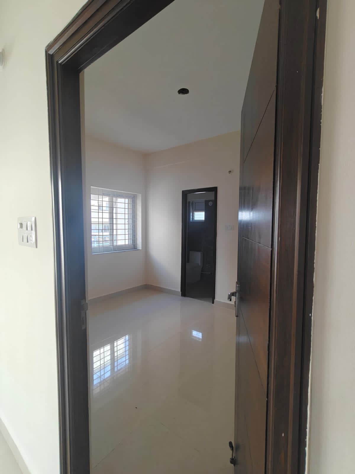 3 BHK Apartment For Sale in Standalone Apartment Prag