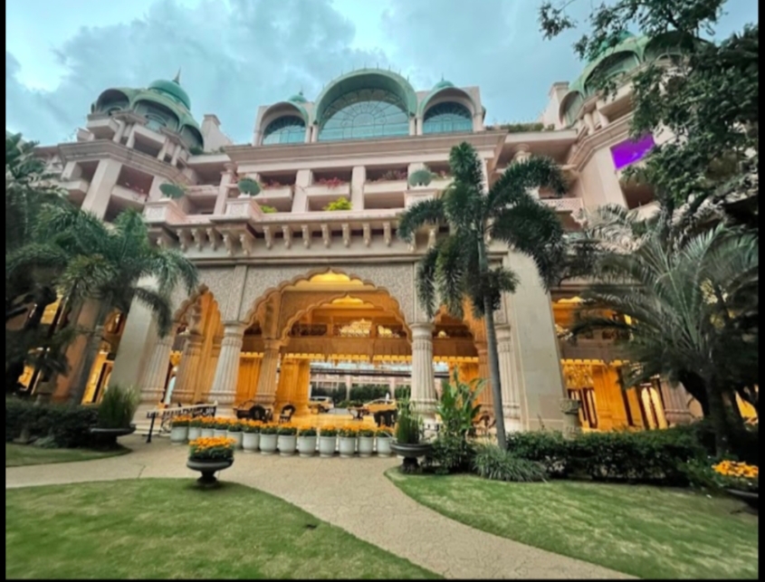 4 BHK + Servant Room Apartment For Rent in Prestige Leela Residency