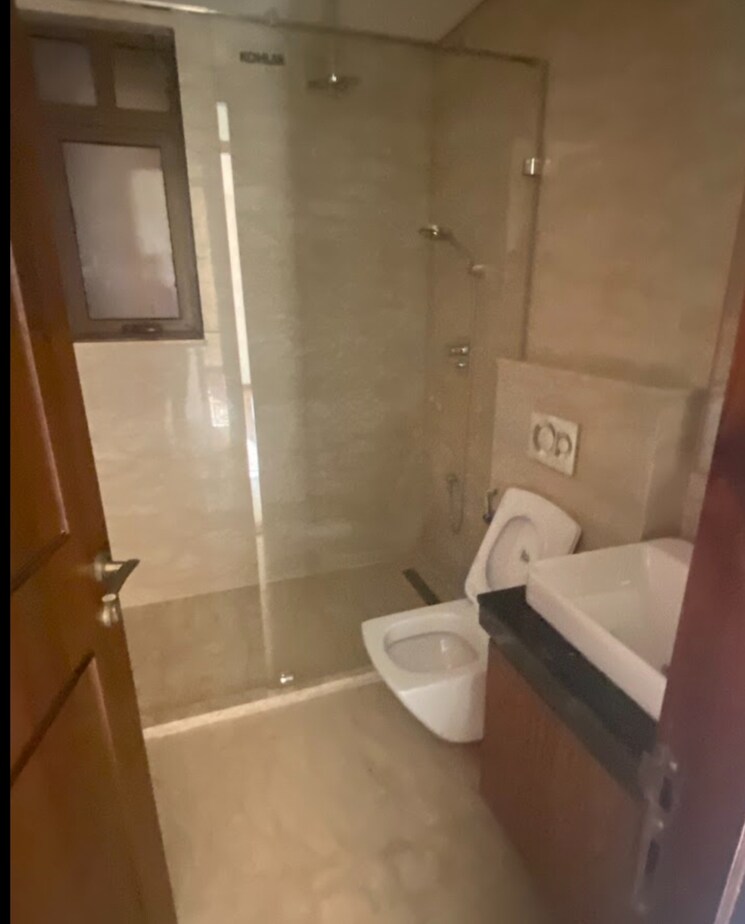 Bathroom, prestige-leela-residency 4 Bedroom 3796 Sq.Ft. Apartment In Kodihalli Bangalore 8221088