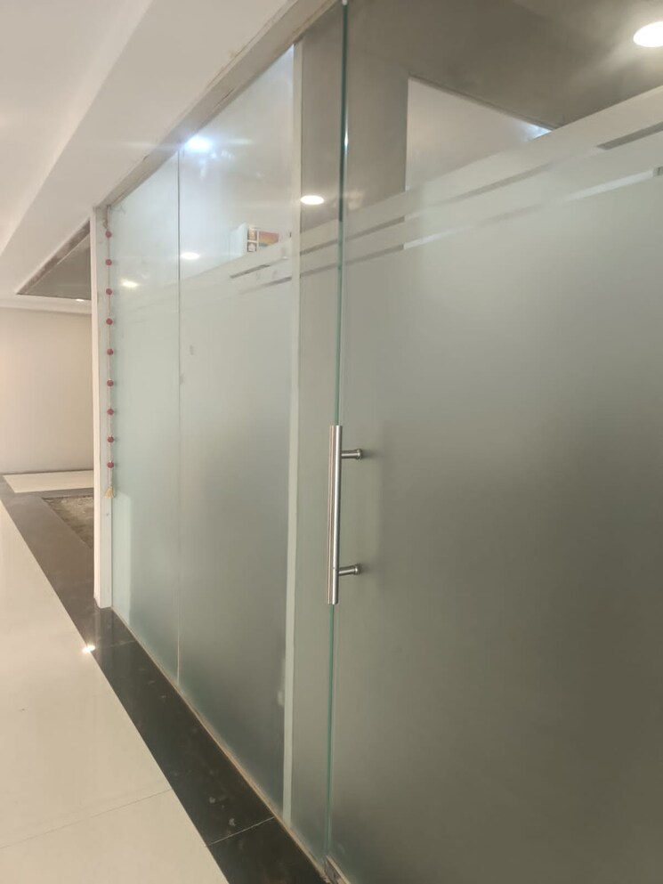 undefined, spectrum-metro Commercial Office Space 425 Sq.Ft. In Sector 75 Noida 8221096