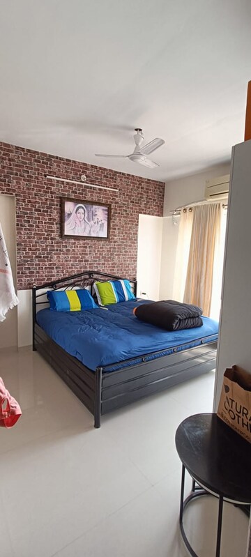 Living Room in 2 BHK Apartment at Malad West – for Rent