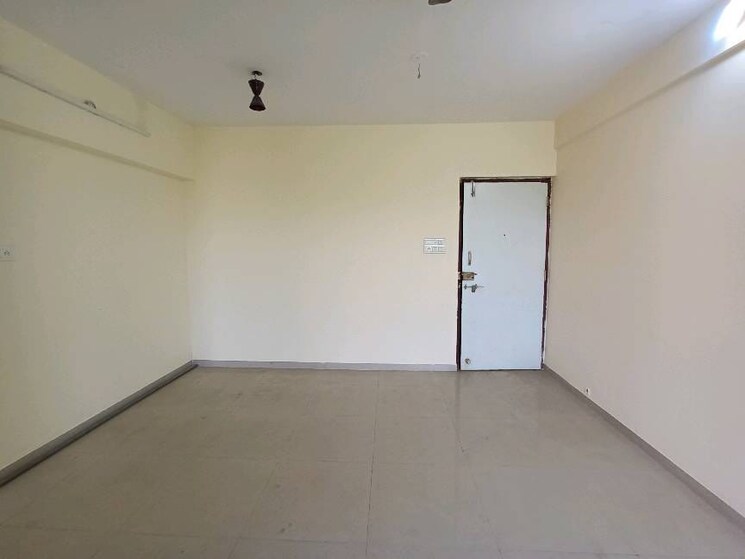 Room, squarefeet-imperial-square 1.5 Bedroom 565 Sq.Ft. Apartment In Ghodbunder Road Thane 8221150