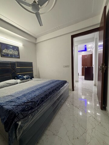 Parking in 1 BHK Builder Floor at Saket – for Rent