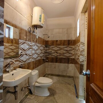 Bathroom in 2 BHK Builder Floor at Palam Vihar Residents Association, Palam Vihar – for Rent