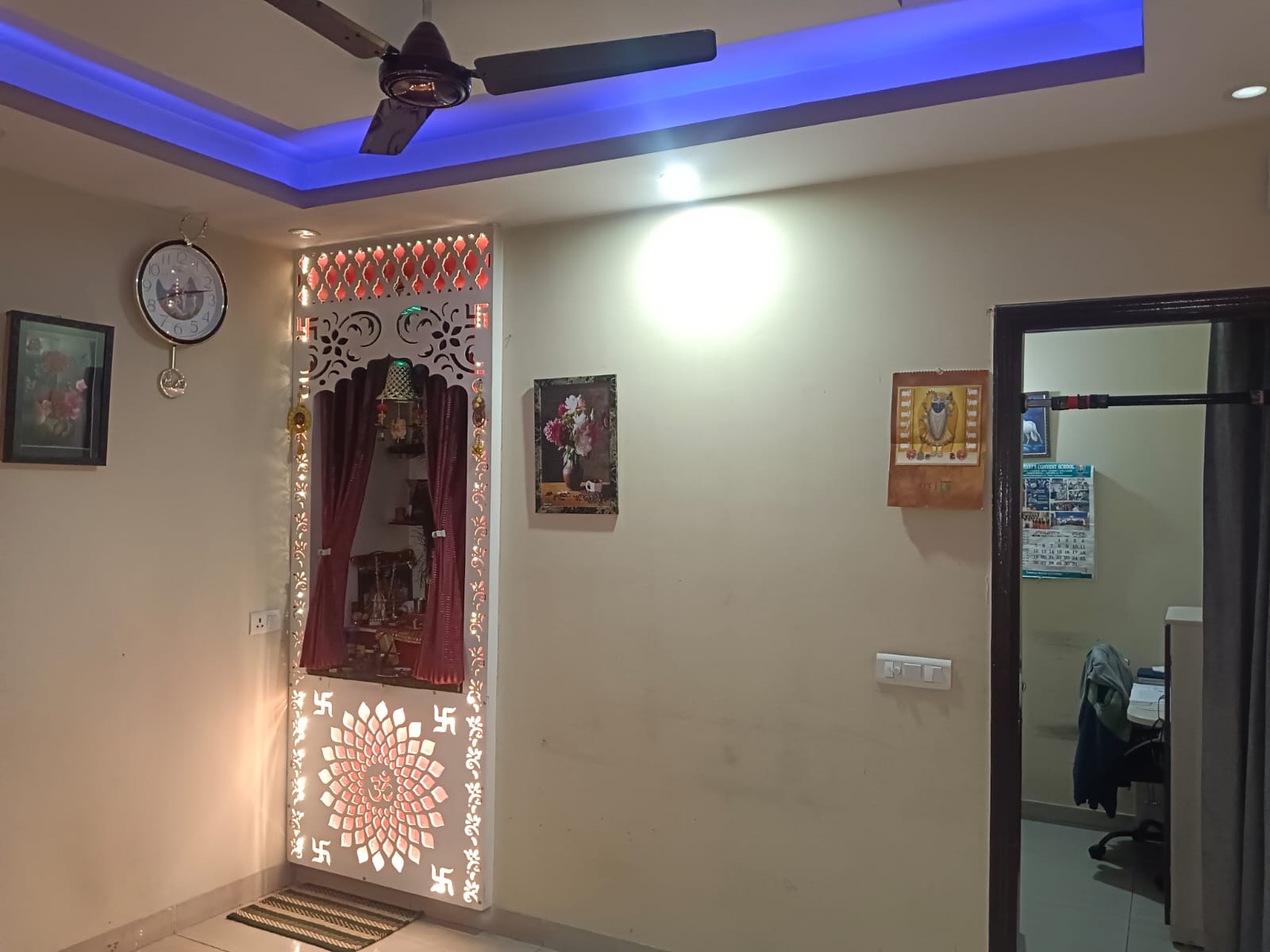 2 BHK + Extra Room Independent House For Sale in Gnida 