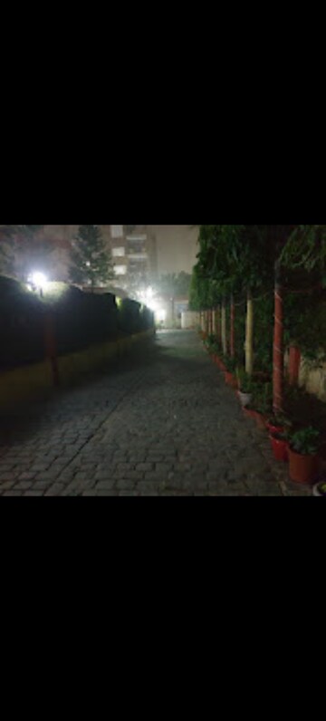 Parking in 2 BHK Builder Floor at Vasant Kunj – for Rent