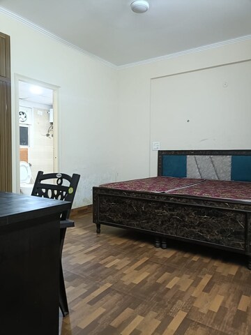 Bedroom in 2 BHK Apartment at Gardenia Golf City, Sector 75 – for Rent
