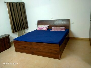 Bedroom in 2 BHK Apartment at Gardenia Golf City, Sector 75 – for Rent