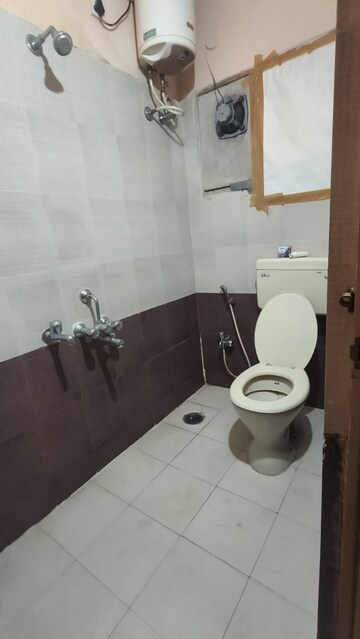 Master Bedroom in 2 BHK Builder Floor at Indiranagar – for Rent