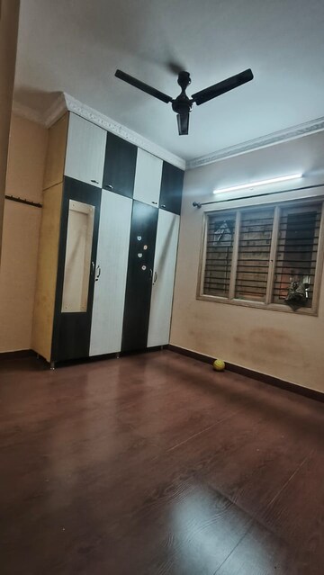 Room in 2 BHK Builder Floor at Indiranagar – for Rent