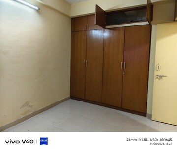 Room in 2 BHK Apartment at Halasuru – for Rent