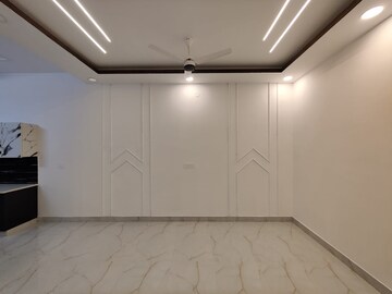 Room in 3.5 BHK Villa at Aamwala – for Sale