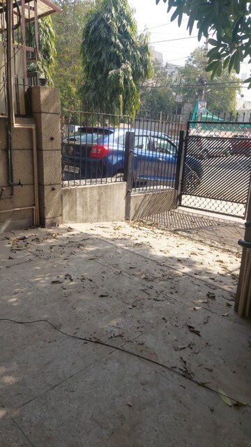 2 BHK Builder Floor – Exterior View View at Sector 11 - for Rent