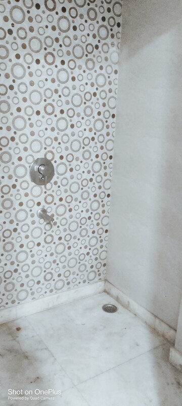 Bathroom in 3 BHK Builder Floor at Rohini Sector 28 – for Sale
