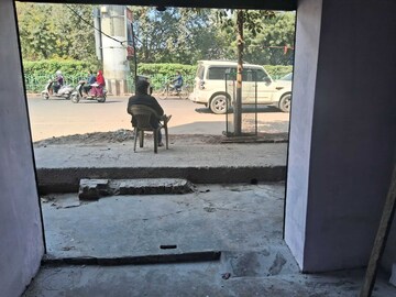  Shop – Exterior View View at Alambagh - for Rent