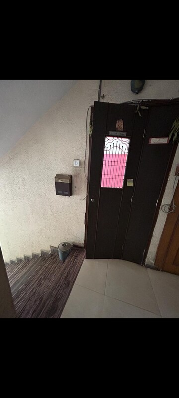 Master Bedroom in 1 BHK Apartment at Gandharv Darshan, Lower Parel – for Rent