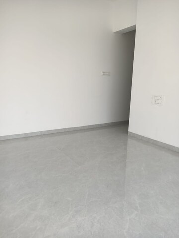 Room in 2 BHK Apartment at Matunga West – for Rent